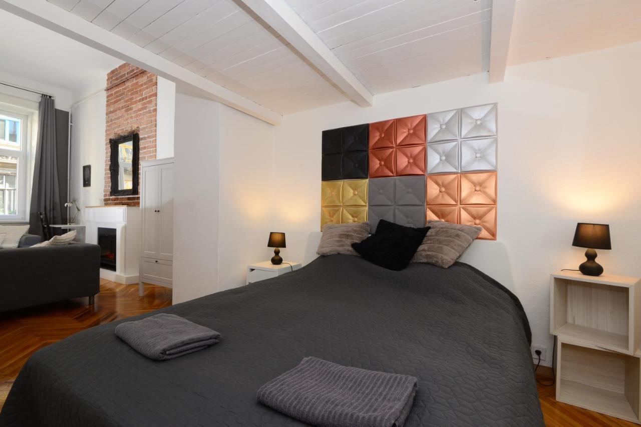 Your Place Apartman Budapest Bagian luar foto
