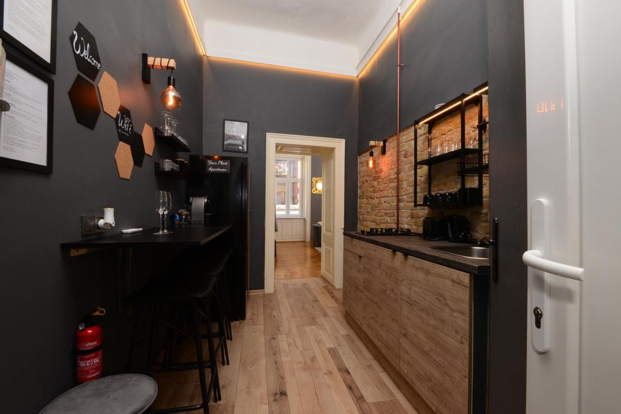 Your Place Apartman Budapest Bagian luar foto
